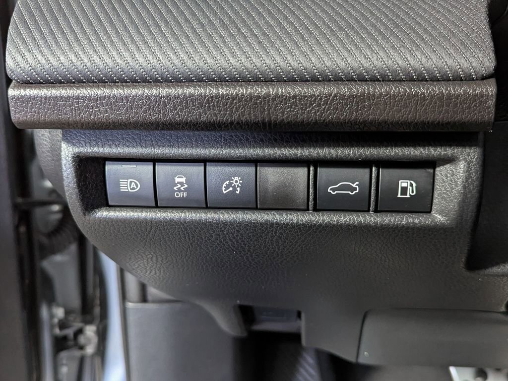 Certified 2025 Toyota Camry SE image 38