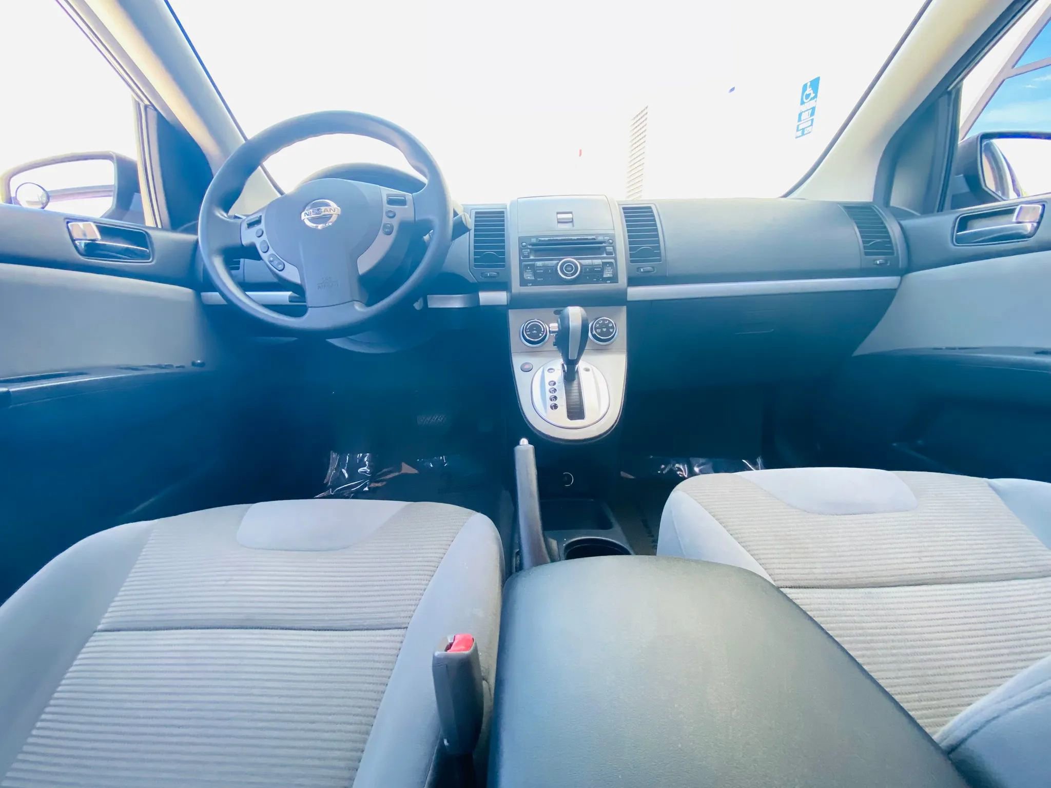 Used 2010 Nissan Sentra 2.0 S FWD image 15