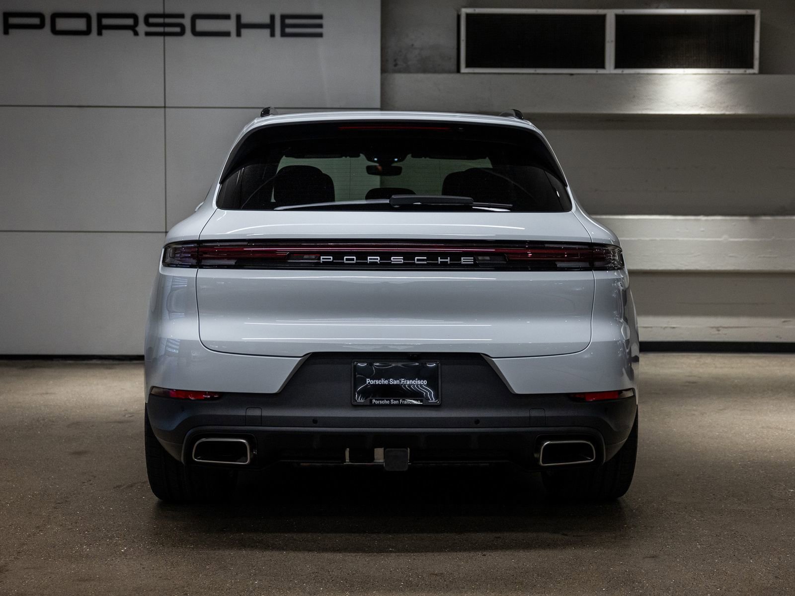 Certified 2025 Porsche Cayenne image 7