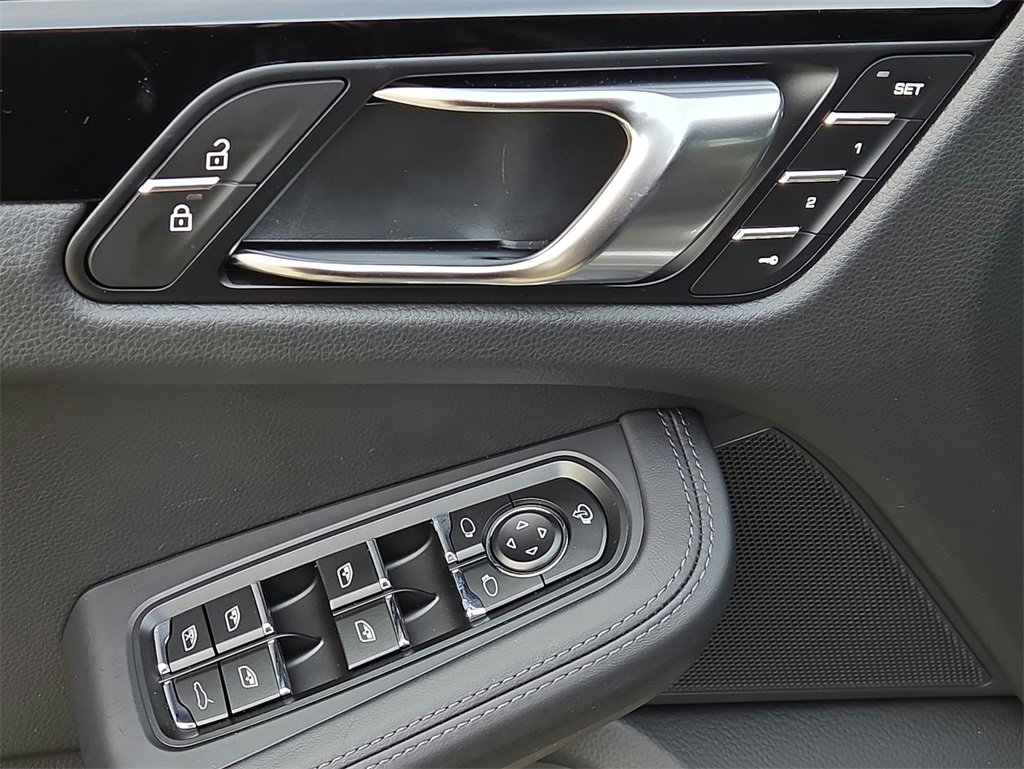 New 2026 Porsche Macan S image 7