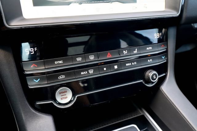 Used 2020 Jaguar F-PACE Premium image 10