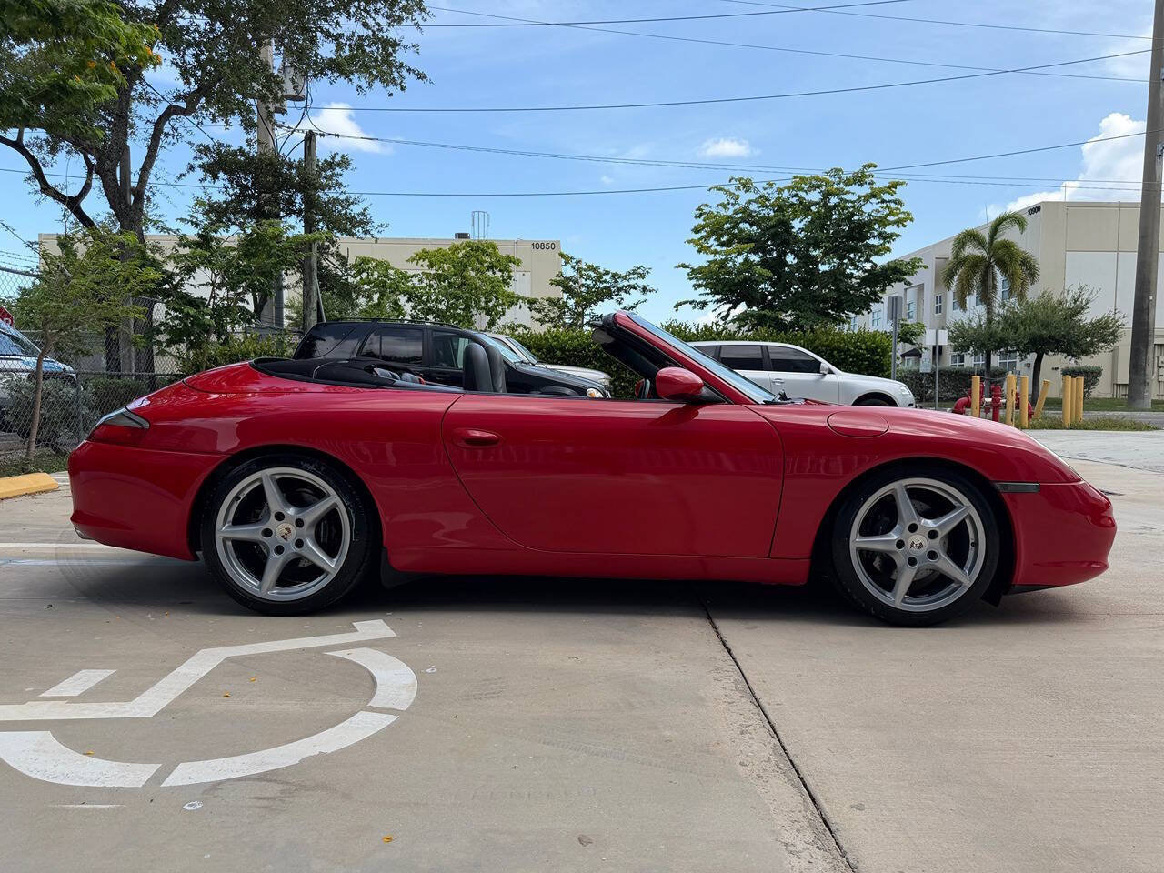 Used 2002 Porsche 911 Cabriolet image 7