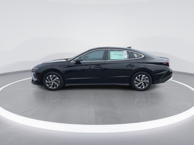 New 2026 Hyundai Sonata Blue FWD image 5
