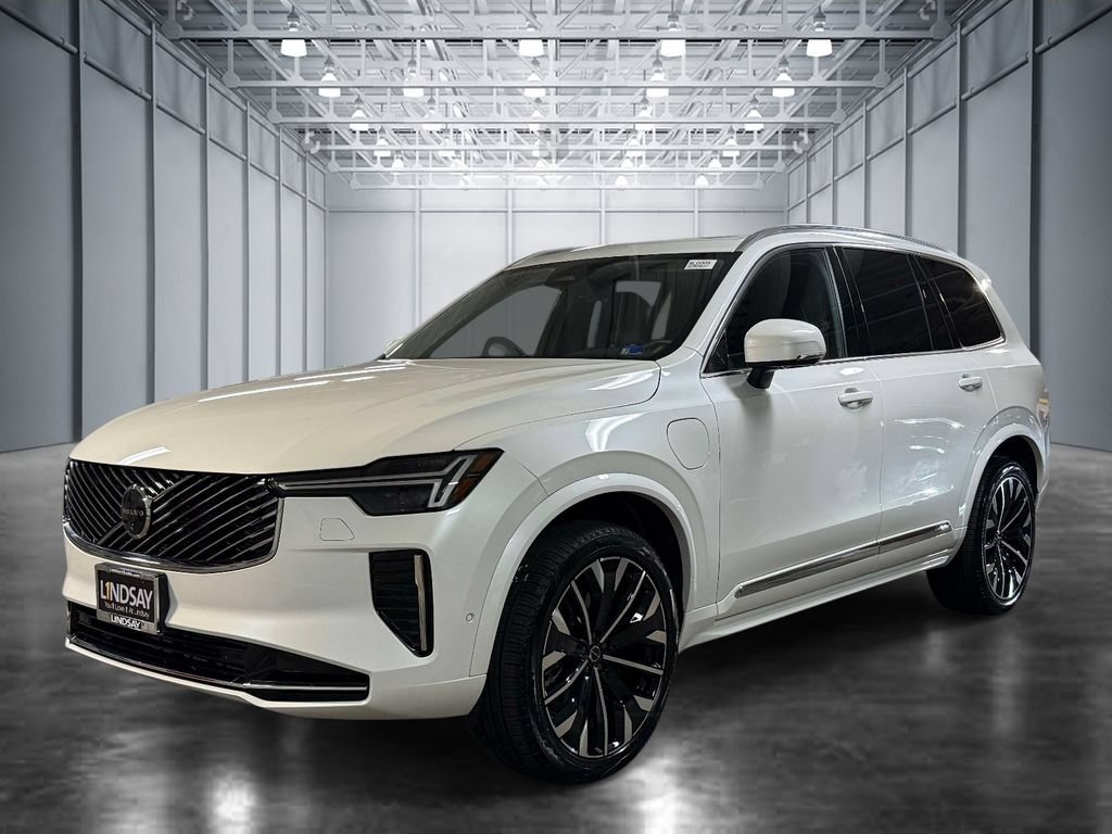 Certified 2025 Volvo XC90 T8 Plus w/ Protection Package Premier