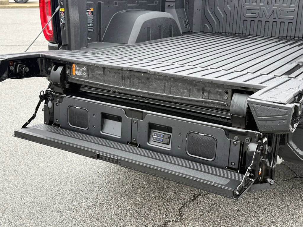 New 2026 GMC Sierra 1500 AT4 w/ AT4 Premium Package image 8