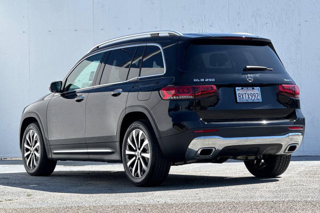 Used 2021 Mercedes-Benz GLB 250 4MATIC image 5