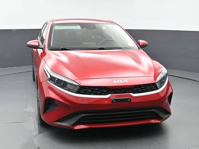 Used 2022 Kia Forte LXS w/ LXS Technology Package FWD image 8