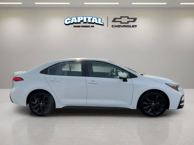 Used 2023 Toyota Corolla SE image 6