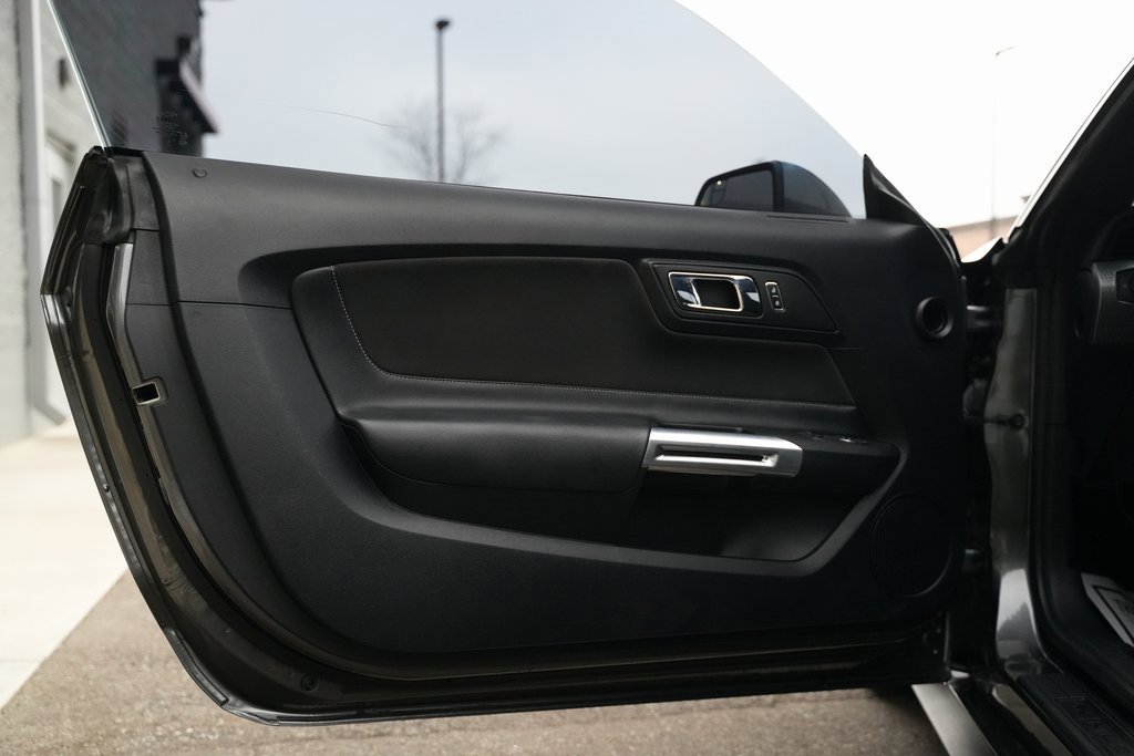 Used 2015 Ford Mustang GT w/ GT Performance Package image 41