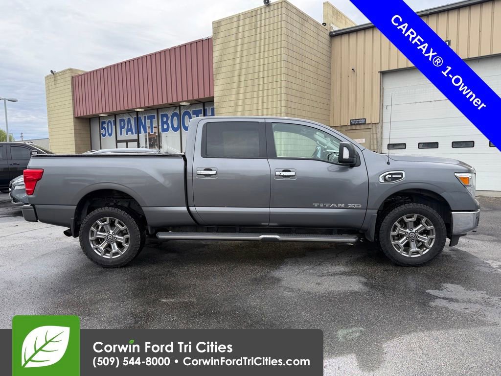 Used 2019 Nissan Titan SV w/ SV Convenience Package AWD/4WD image 9
