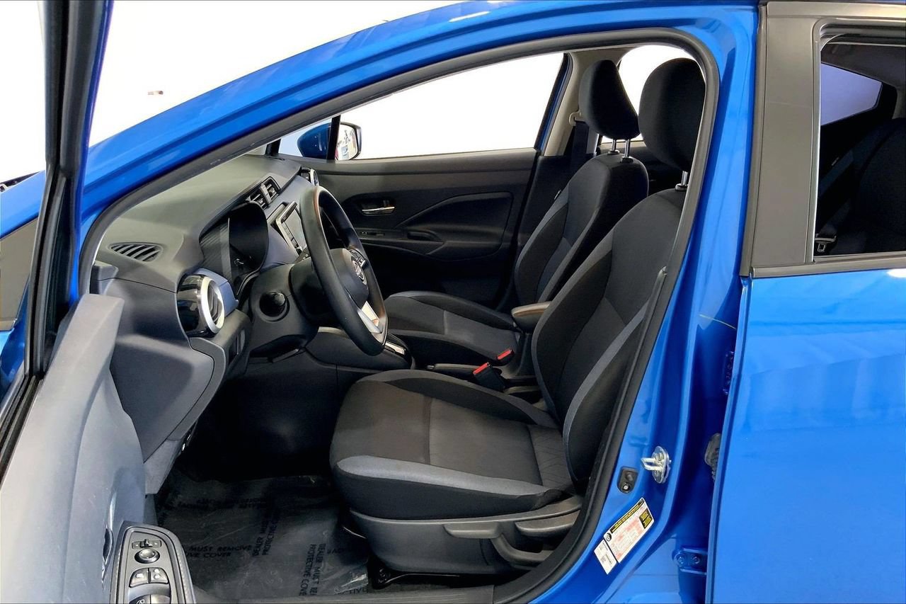 Used 2023 Nissan Versa SV FWD image 18