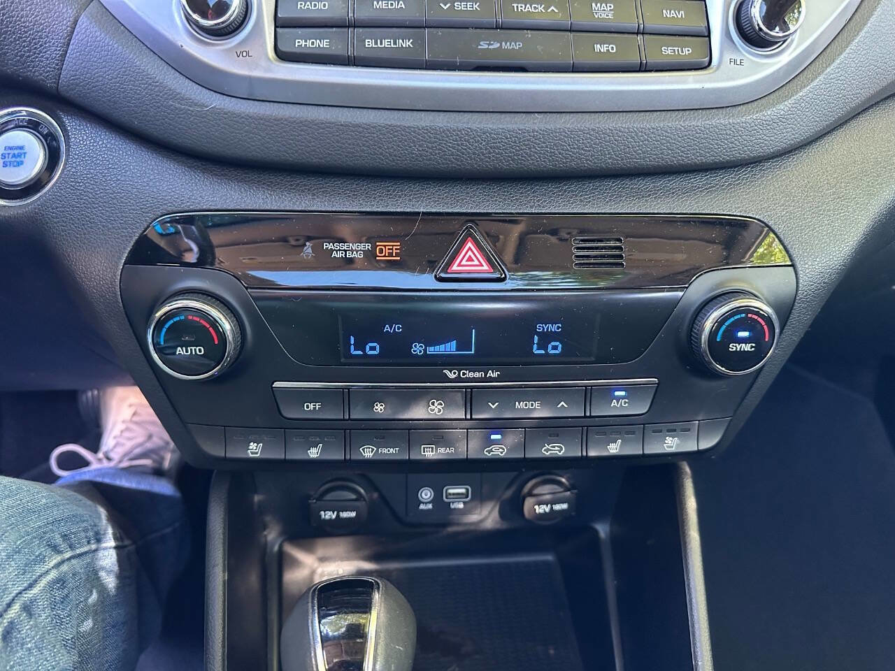 Used 2016 Hyundai Tucson Limited w/ Option Group 03 image 19