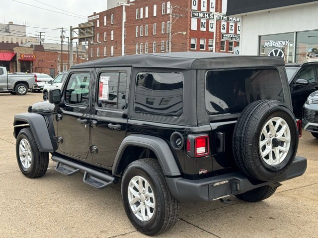 Used 2023 Jeep Wrangler Sport S image 3