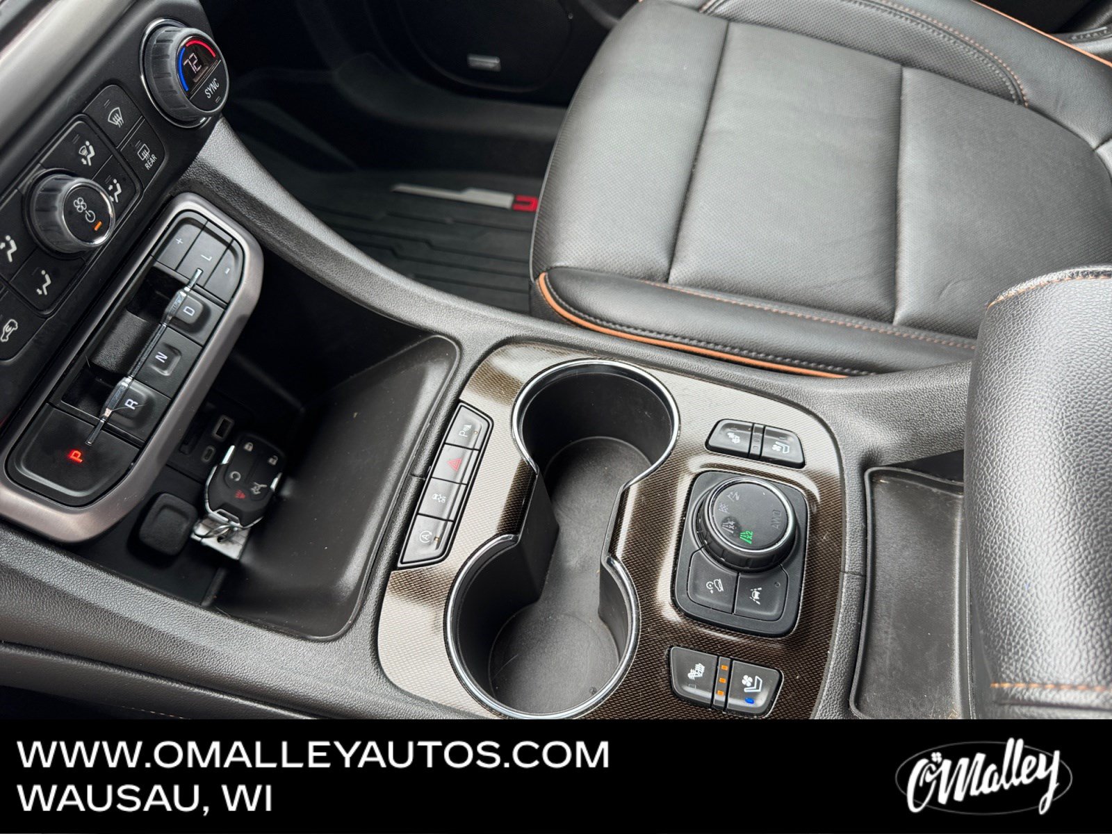 Used 2023 GMC Acadia AT4 w/ Technology Package AWD/4WD image 22