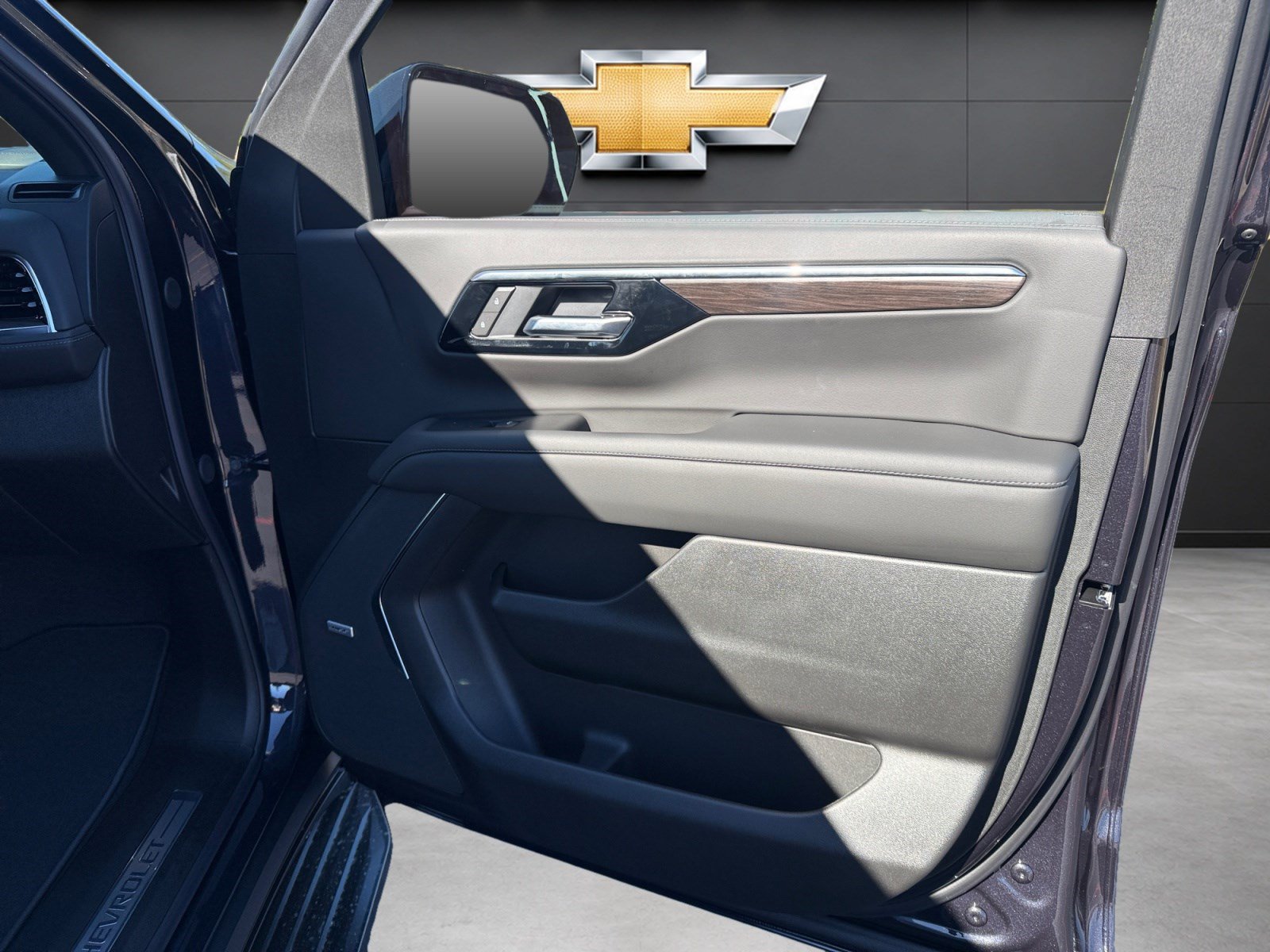 New 2027 Chevrolet Tahoe LT RWD image 8