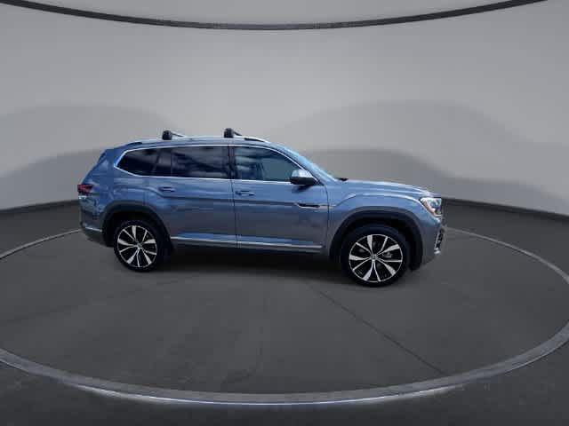 Used 2024 Volkswagen Atlas SEL Premium R-Line AWD/4WD image 9