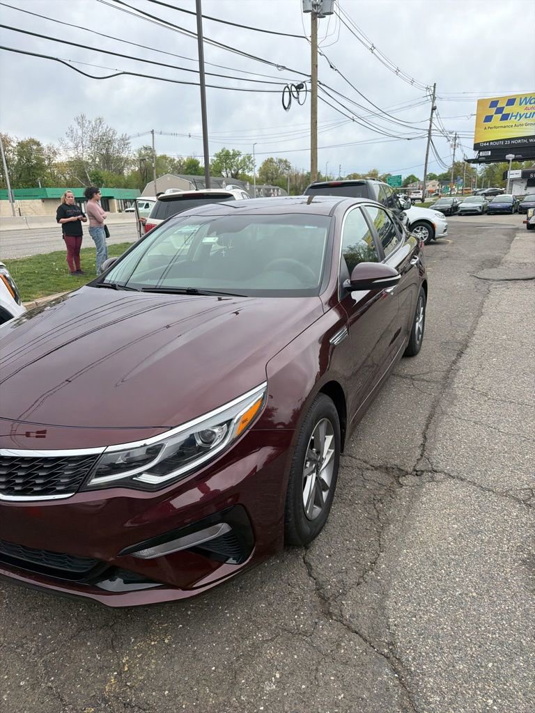 Used 2019 Kia Optima LX FWD image 3