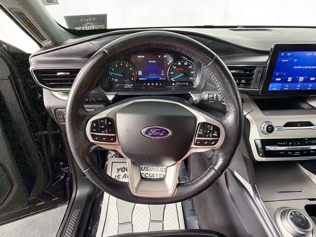 Used 2022 Ford Explorer XLT AWD/4WD image 11
