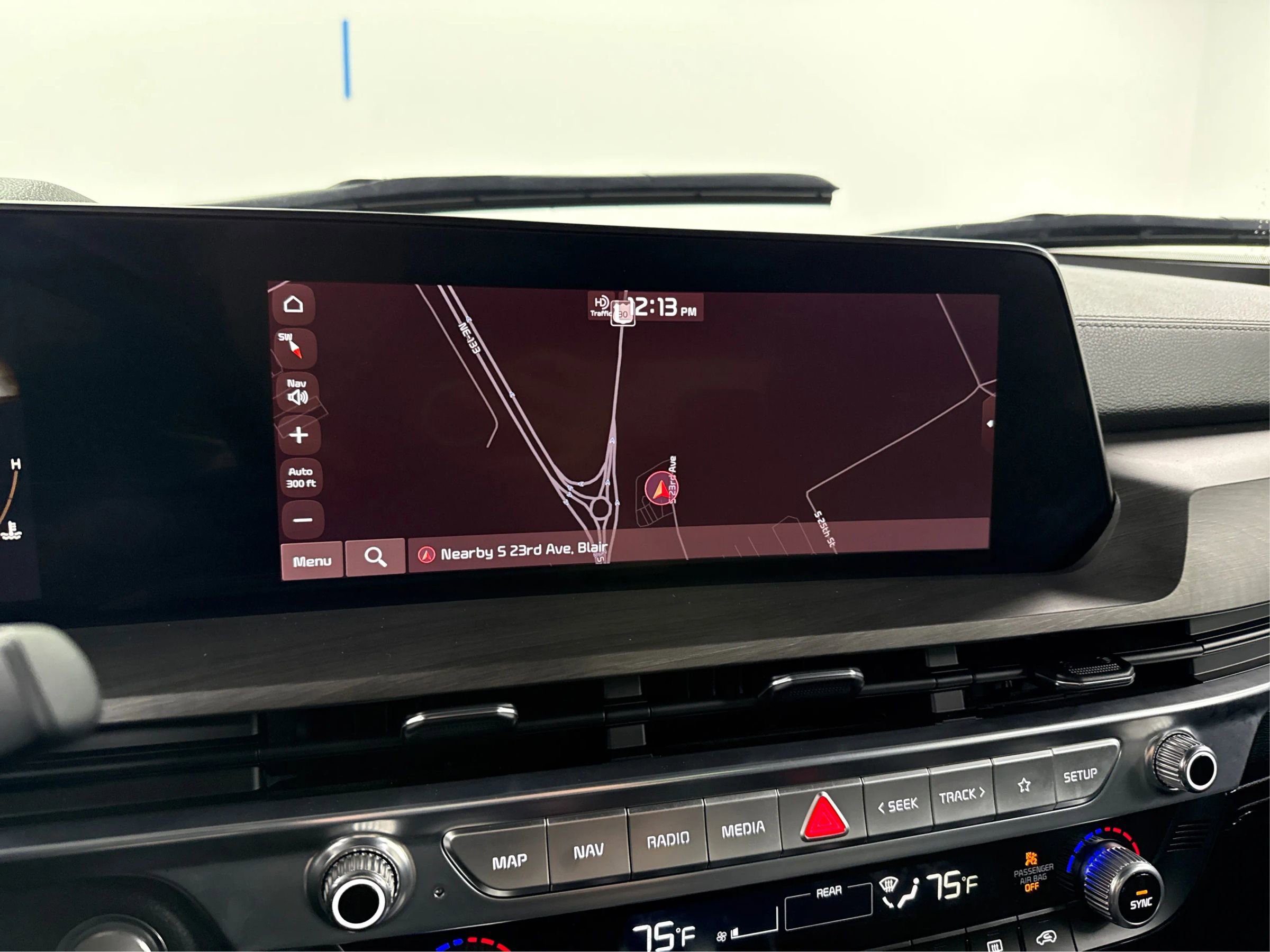 Used 2023 Kia Telluride AWD image 29