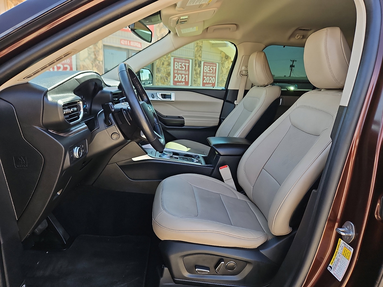 Used 2020 Ford Explorer Limited image 11