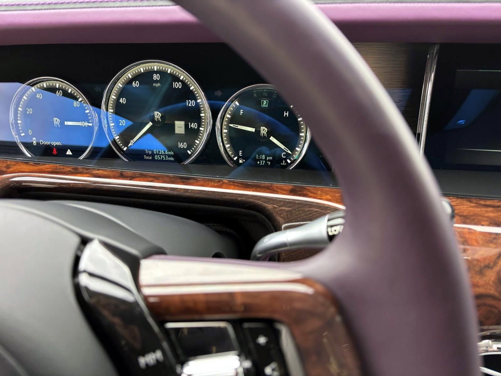 Used 2019 Rolls-Royce Phantom Sedan image 20