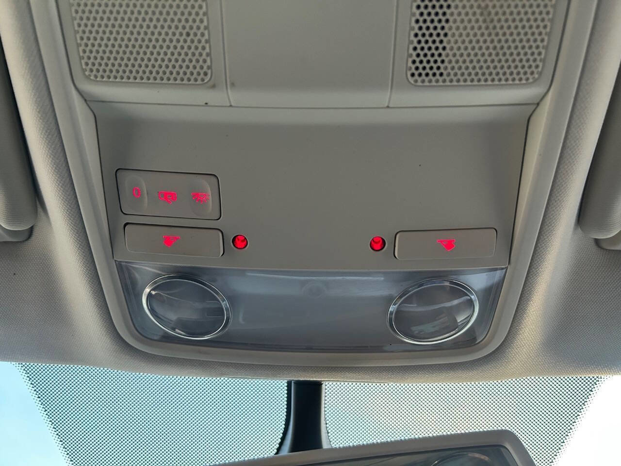 Used 2013 Volkswagen CC R-Line image 24