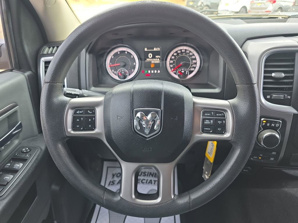 Used 2021 RAM 1500 Classic SLT image 14