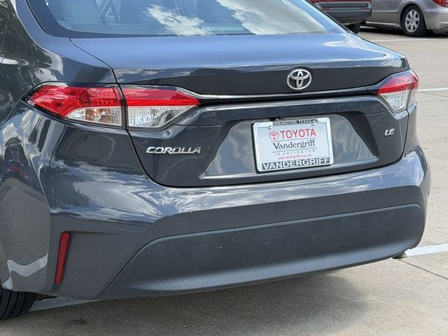 Used 2025 Toyota Corolla LE FWD image 6