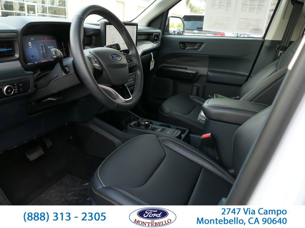 Used 2025 Ford Maverick Lobo image 14