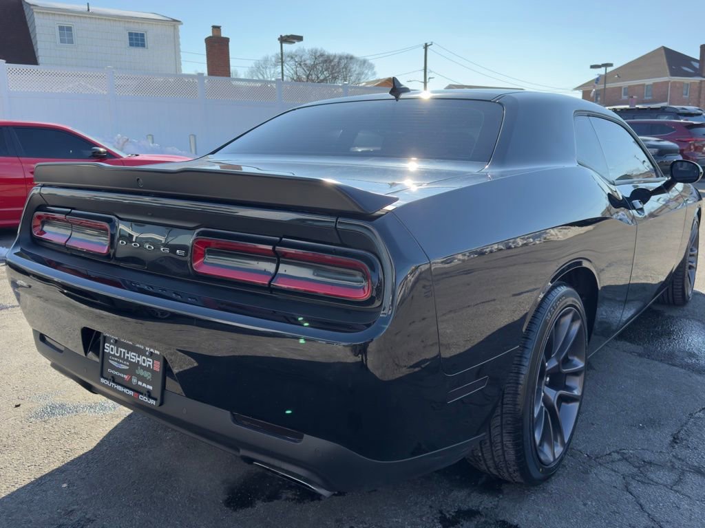 Certified 2022 Dodge Challenger R/T Scat Pack w/ Driver Convenience Group image 7