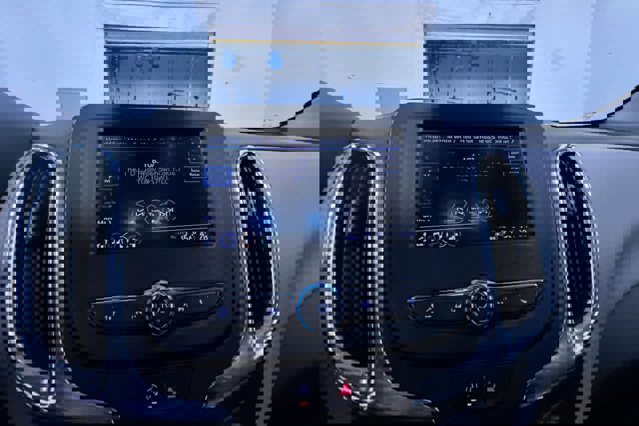 Used 2023 Chevrolet Equinox LT image 23