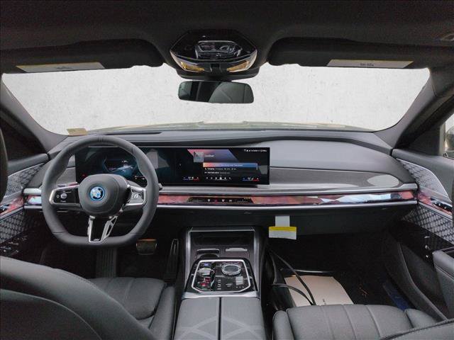 New 2026 BMW i7 xDrive60 AWD/4WD image 14