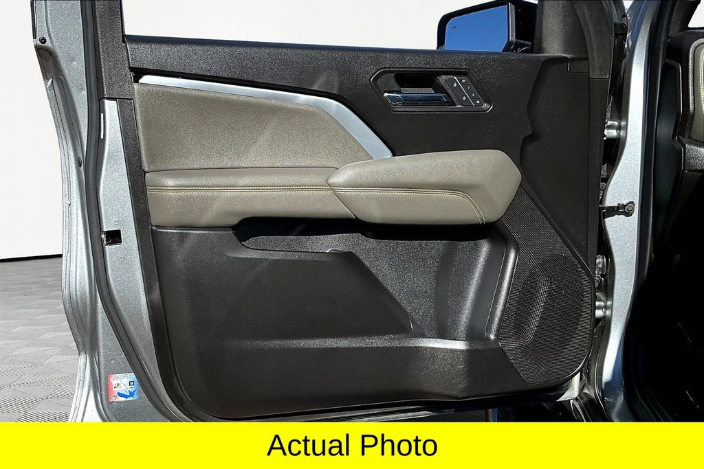 Used 2023 Chevrolet Colorado ZR2 w/ ZR2 Convenience Package III image 18