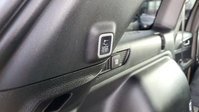 Certified 2025 Jeep Grand Cherokee Limited image 29
