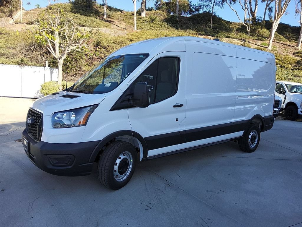 New 2026 Ford Transit 250 148 Medium Roof w/ Load Area Protection Package RWD image 7