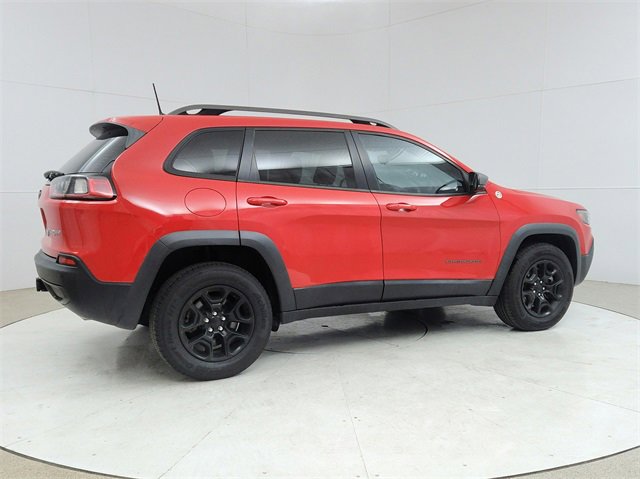Used 2019 Jeep Cherokee Trailhawk w/ Cold Weather Group image 7