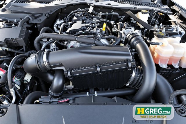 Used 2024 Ford Mustang Convertible RWD image 16