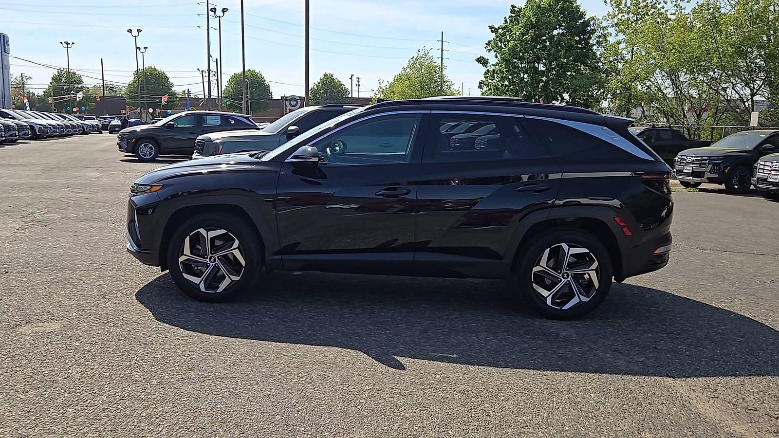 Certified 2023 Hyundai Tucson Limited AWD/4WD image 5