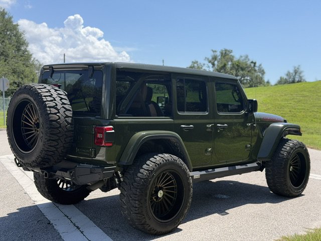 Used 2021 Jeep Wrangler Unlimited Rubicon AWD/4WD image 5