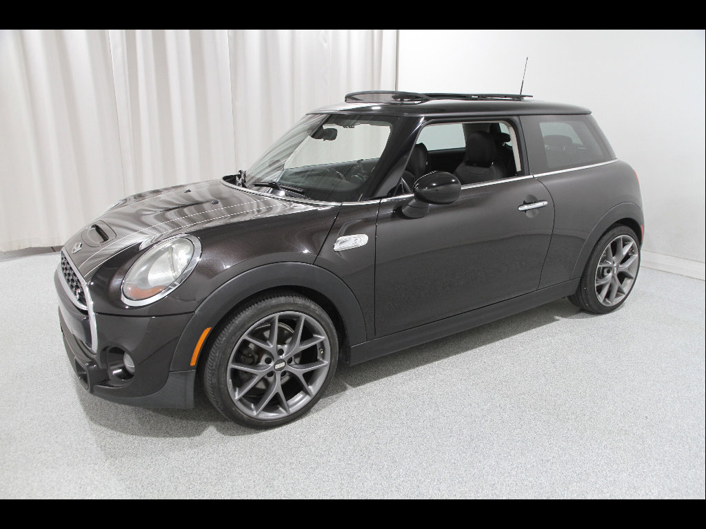 Used 2015 MINI Cooper S image 3