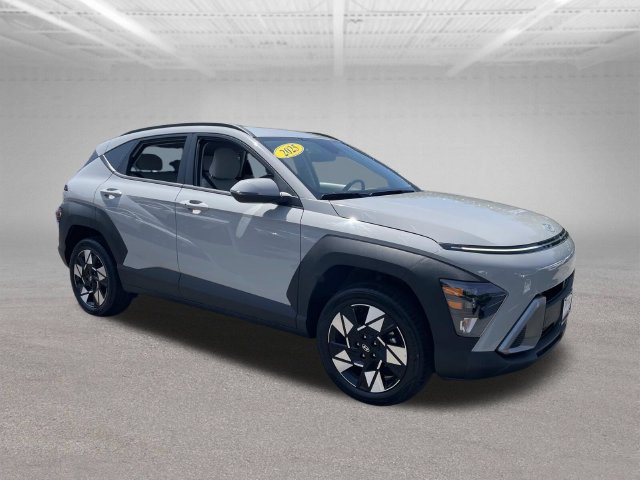 Used 2025 Hyundai Kona SEL AWD/4WD image 4