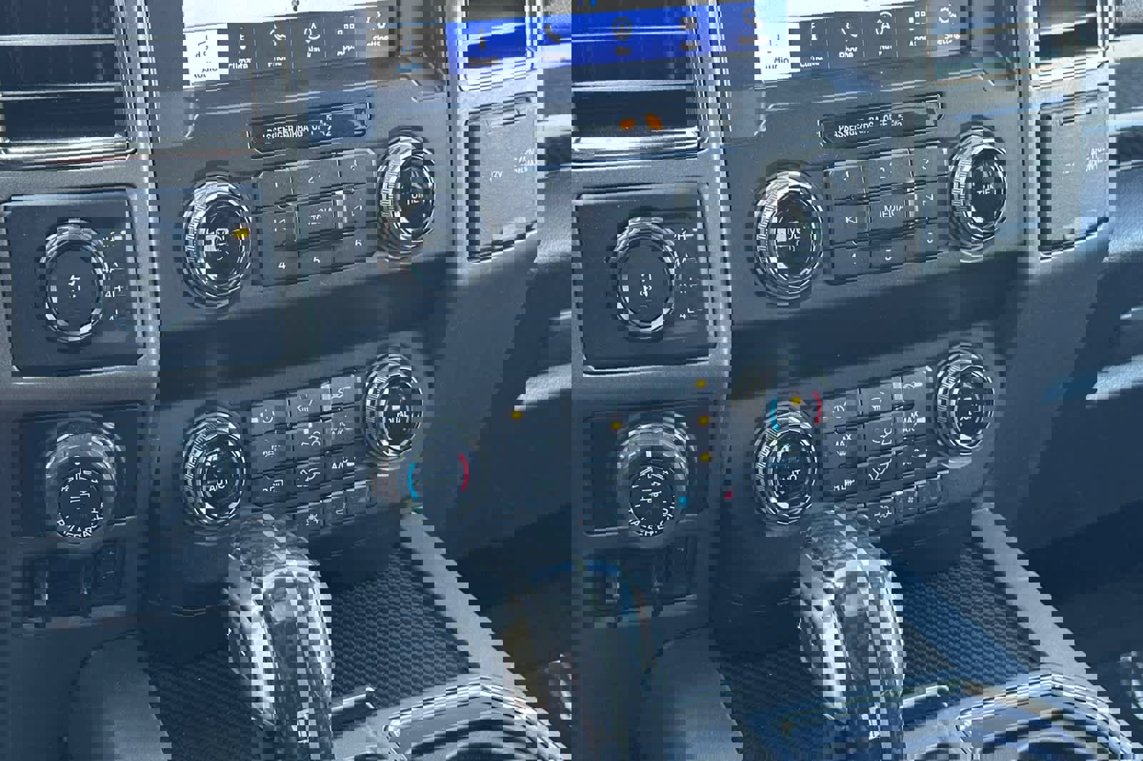 Used 2019 Ford F150 Raptor w/ Equipment Group 802A Luxury image 20