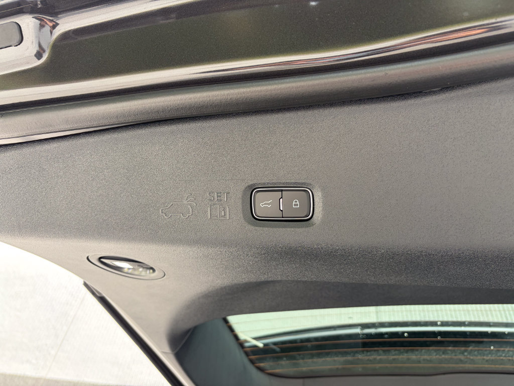 New 2027 Lincoln Navigator Reserve AWD/4WD image 26