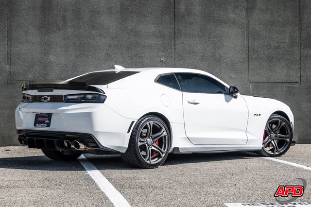 Used 2018 Chevrolet Camaro SS image 3
