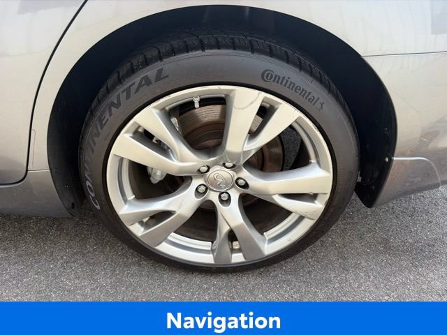 Used 2017 INFINITI Q70 3.7 w/ Technology Package AWD/4WD image 14
