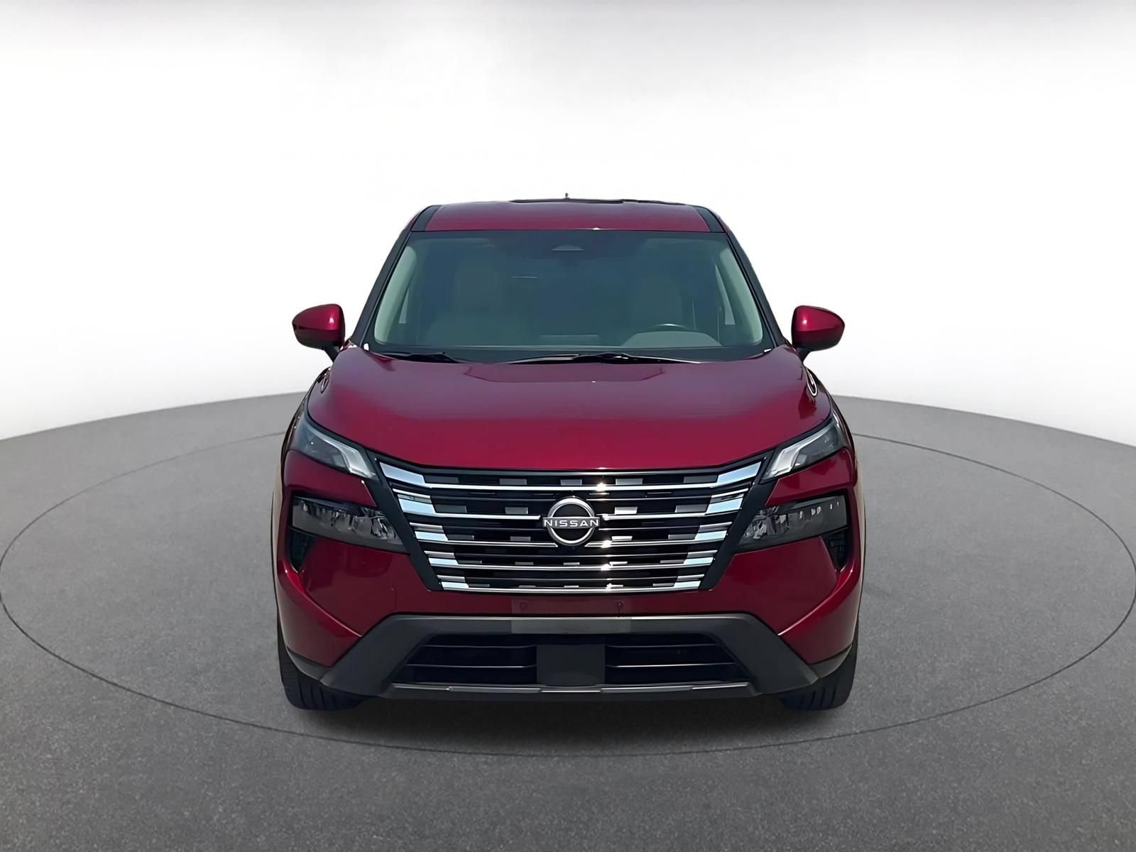 Used 2025 Nissan Rogue SV AWD/4WD image 4