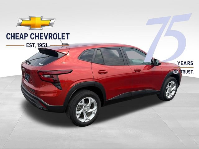Used 2024 Chevrolet Trax LS w/ LS Convenience Package FWD image 5