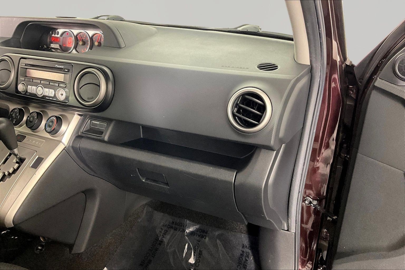 Used 2008 Scion xB FWD image 25