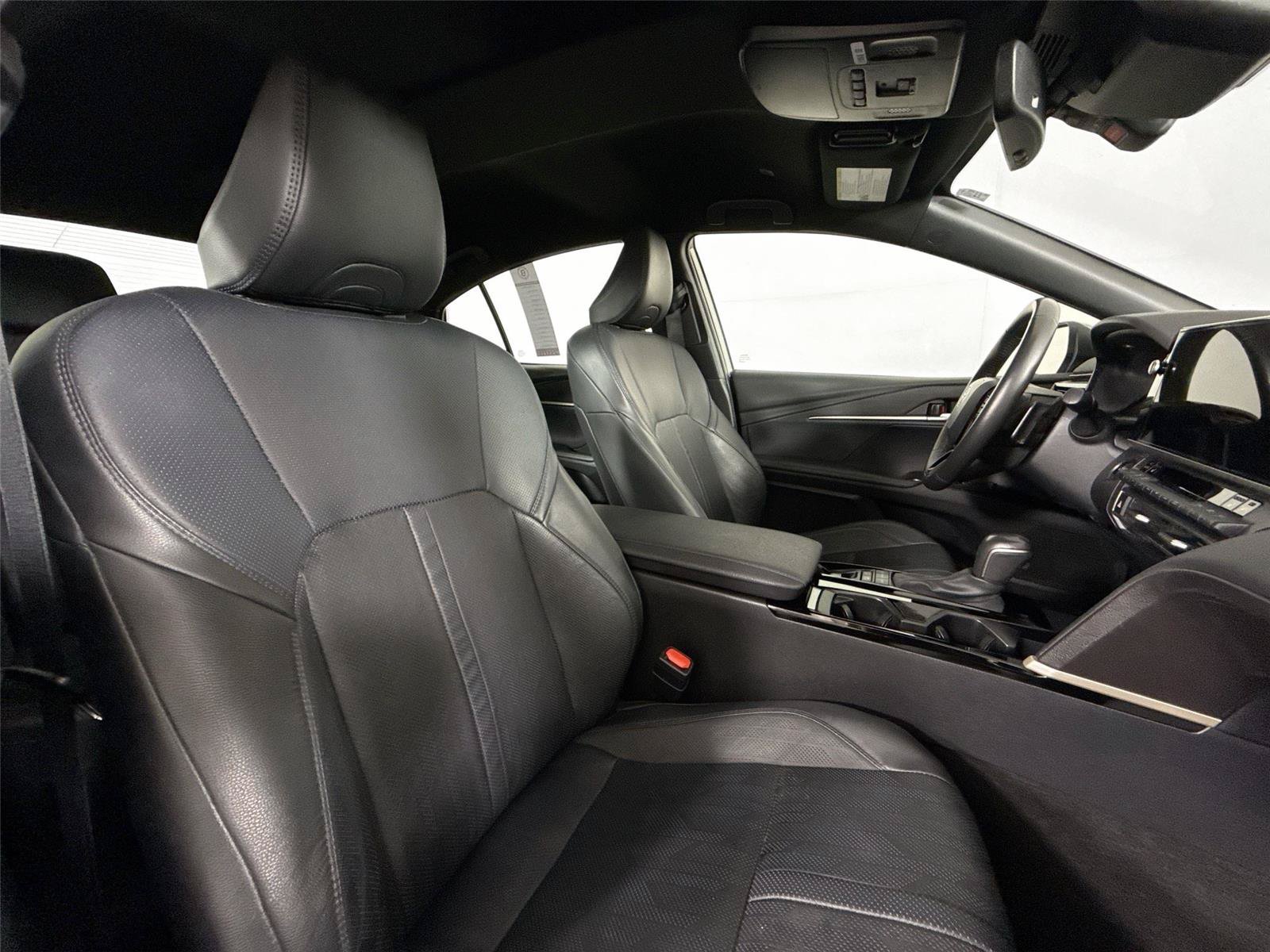Certified 2025 Toyota Camry XSE FWD image 41