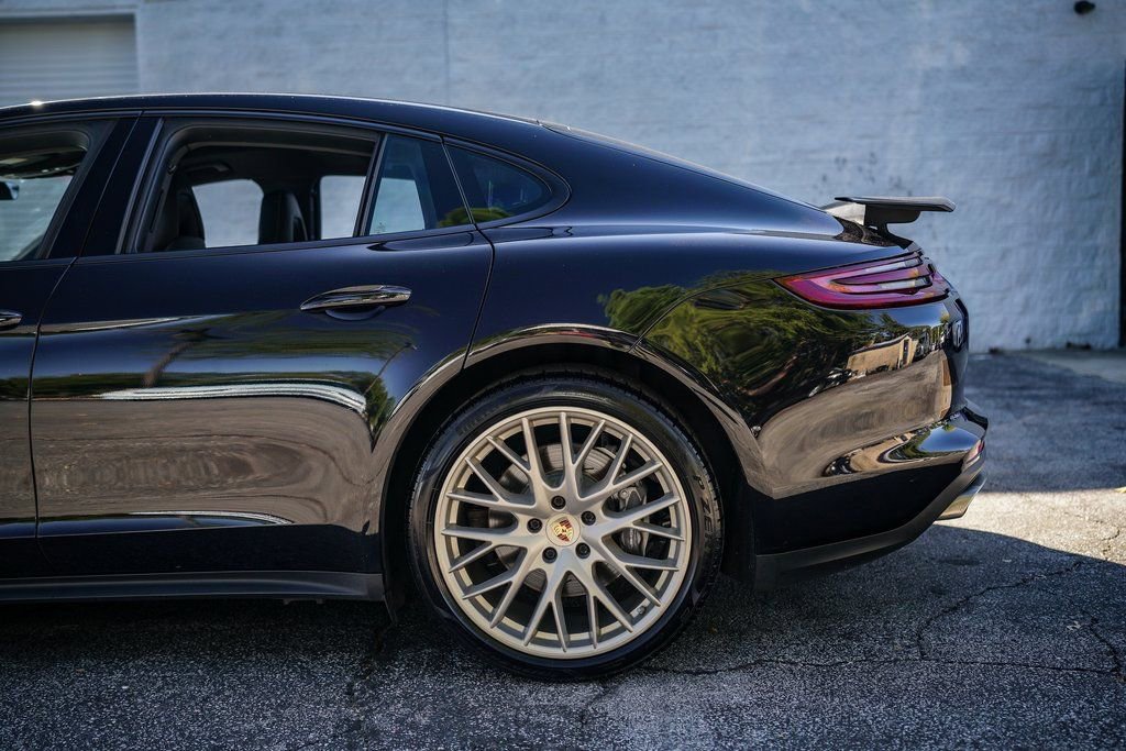 Used 2020 Porsche Panamera Edition image 12